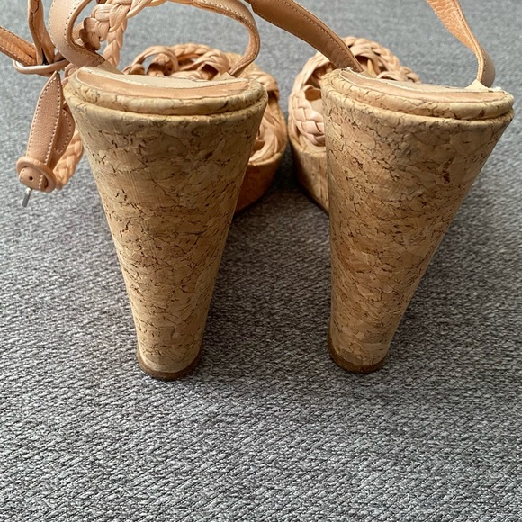 Christian Louboutin heels 👠 - Picture 8 of 12